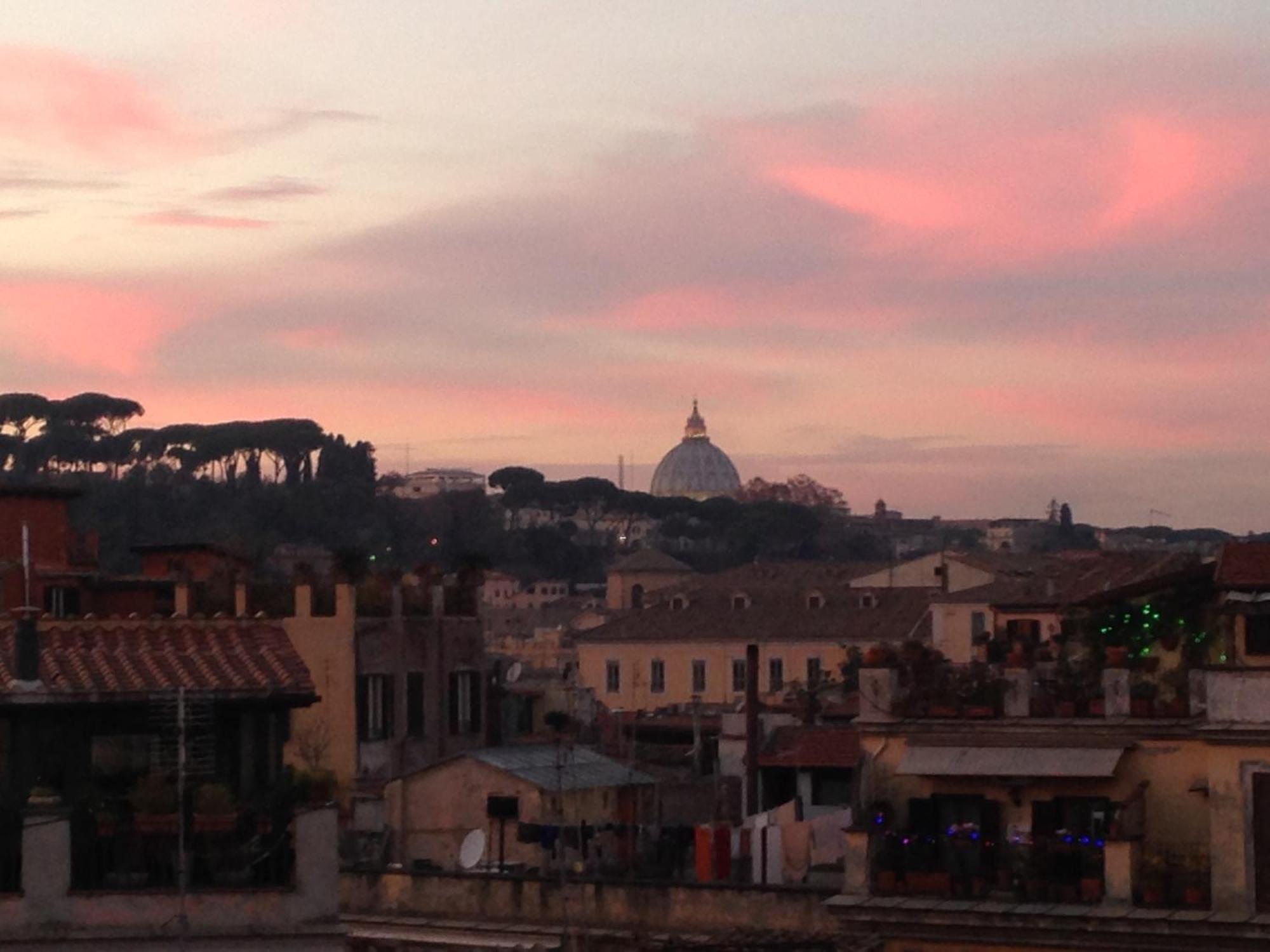 Stylish Penthouse With Terrace In Trastevere * Roma