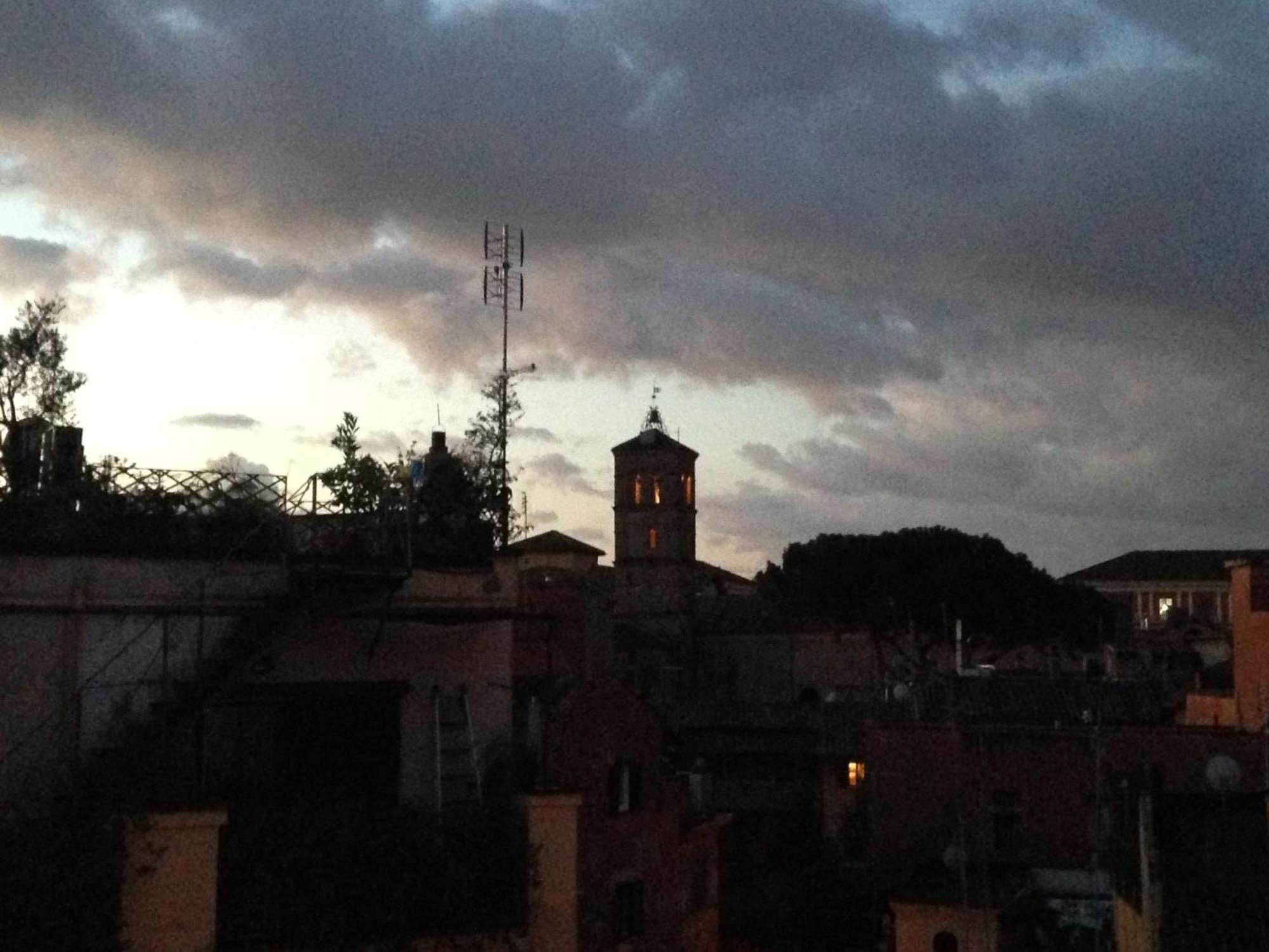 Stylish Penthouse With Terrace In Trastevere Appartamento Roma
